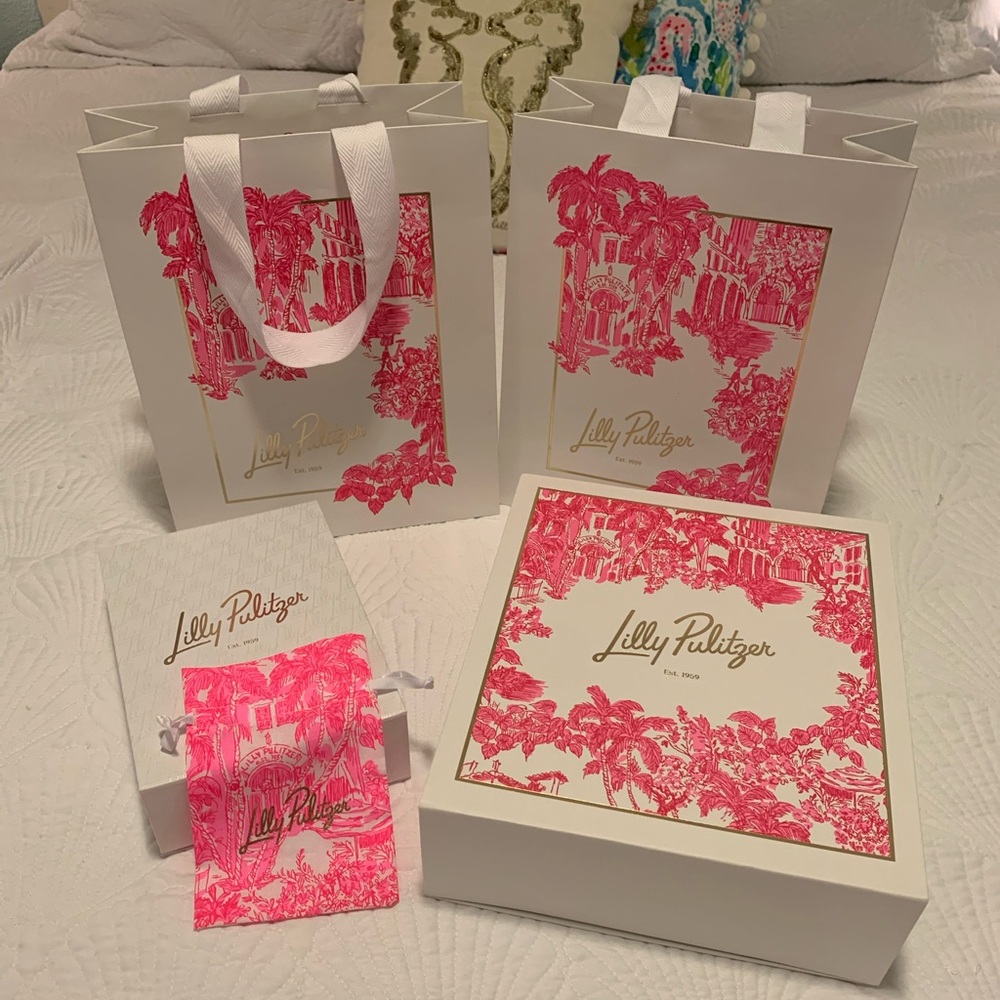 Lilly Pulitzer Pink and Gold Gift Bags, Boxes, Duster